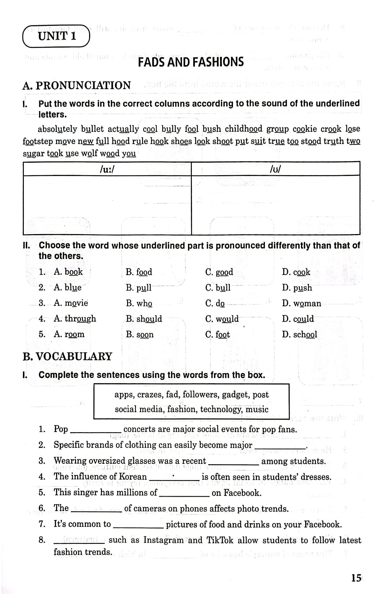 Bài Tập Tiếng Anh 8 Theo Chủ Đề - Minh Luận, Nguyễn Hoàng Thanh Ly