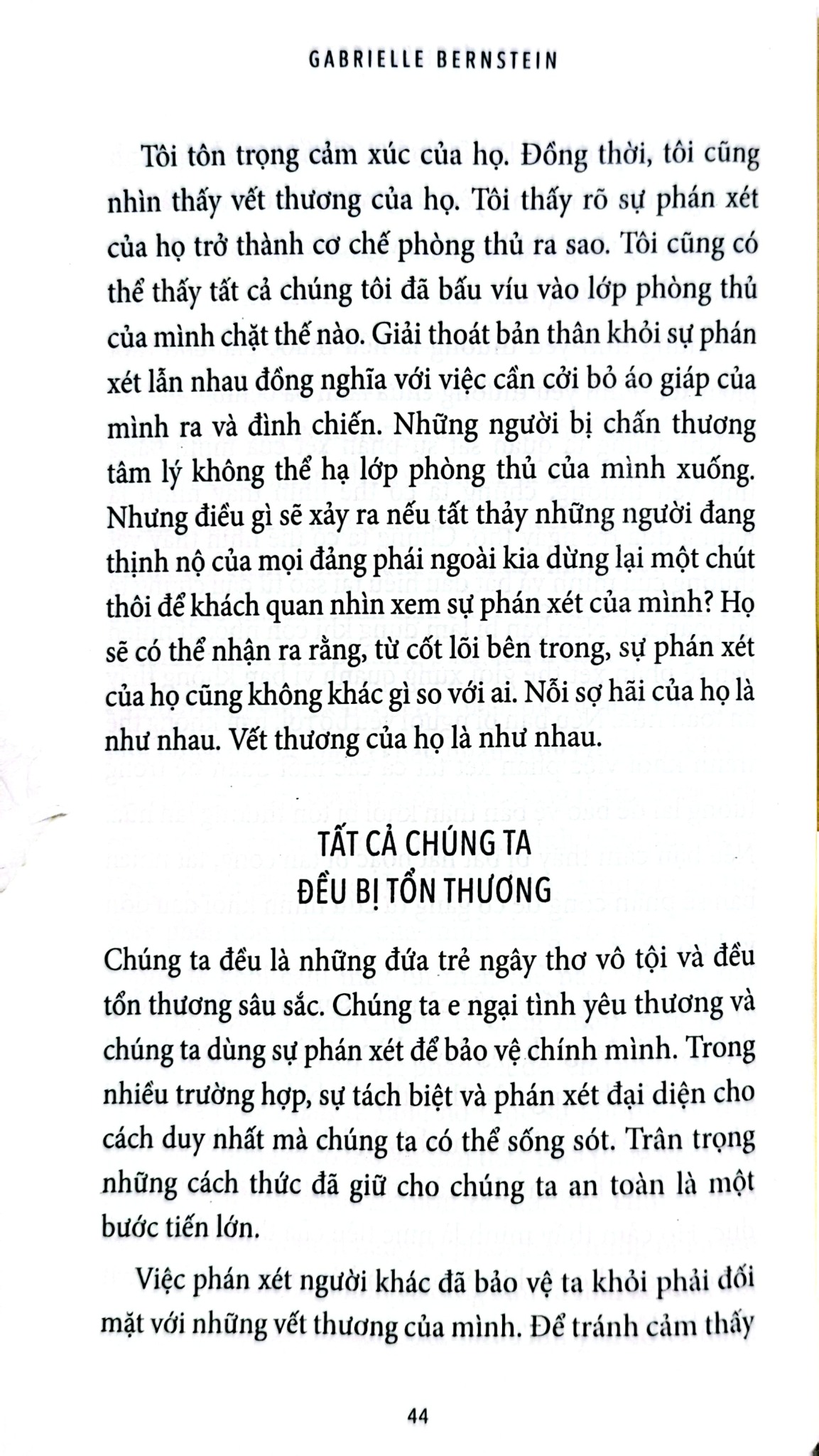 Từ Bỏ Phán Xét - Để Sống Cuộc Đời Tươi Đẹp Hơn - Gabrielle Bernstein