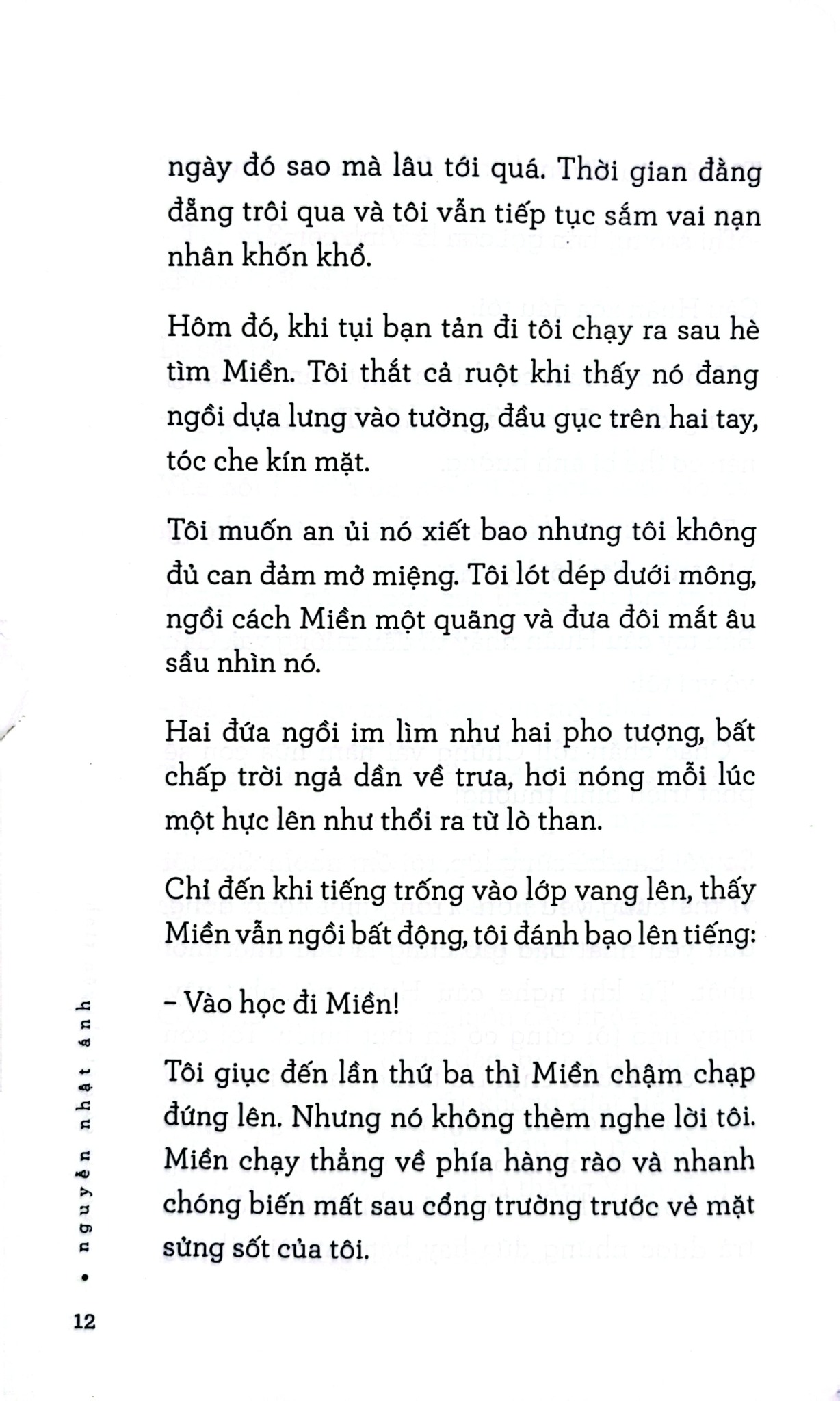 Ngày Xưa Có Một Chuyện Tình - Nguyễn Nhật Ánh
