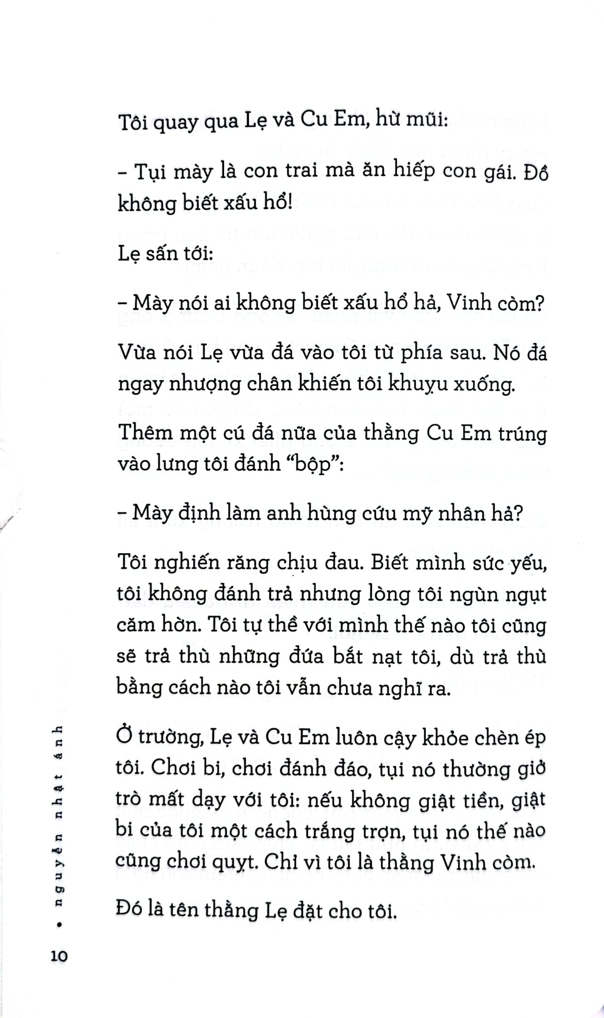 Ngày Xưa Có Một Chuyện Tình - Nguyễn Nhật Ánh