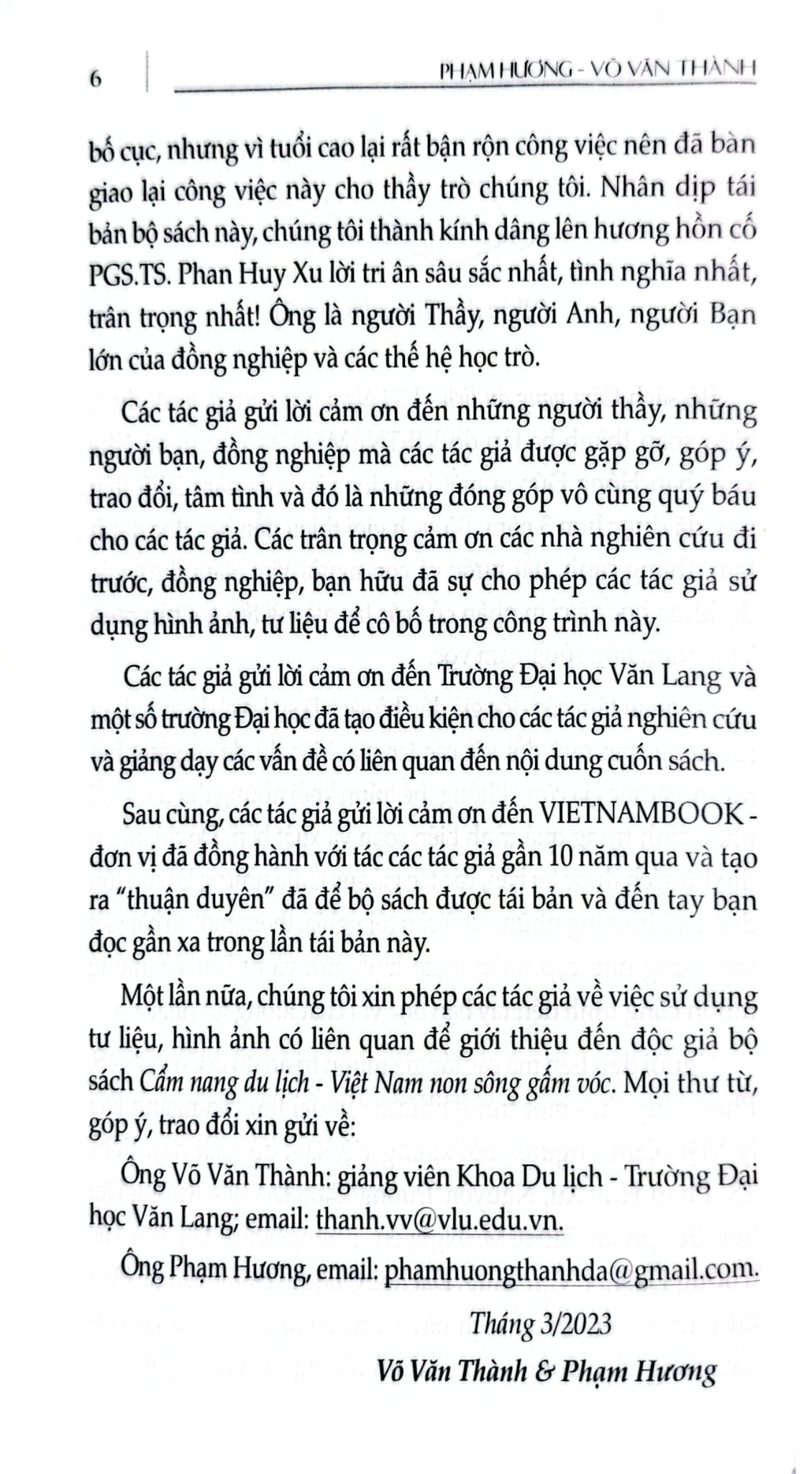 Cẩm Nang Du Lịch - Việt Nam Non Sông Gấm Vóc: Miền Trung  - Phạm Hương, Võ Văn Thành