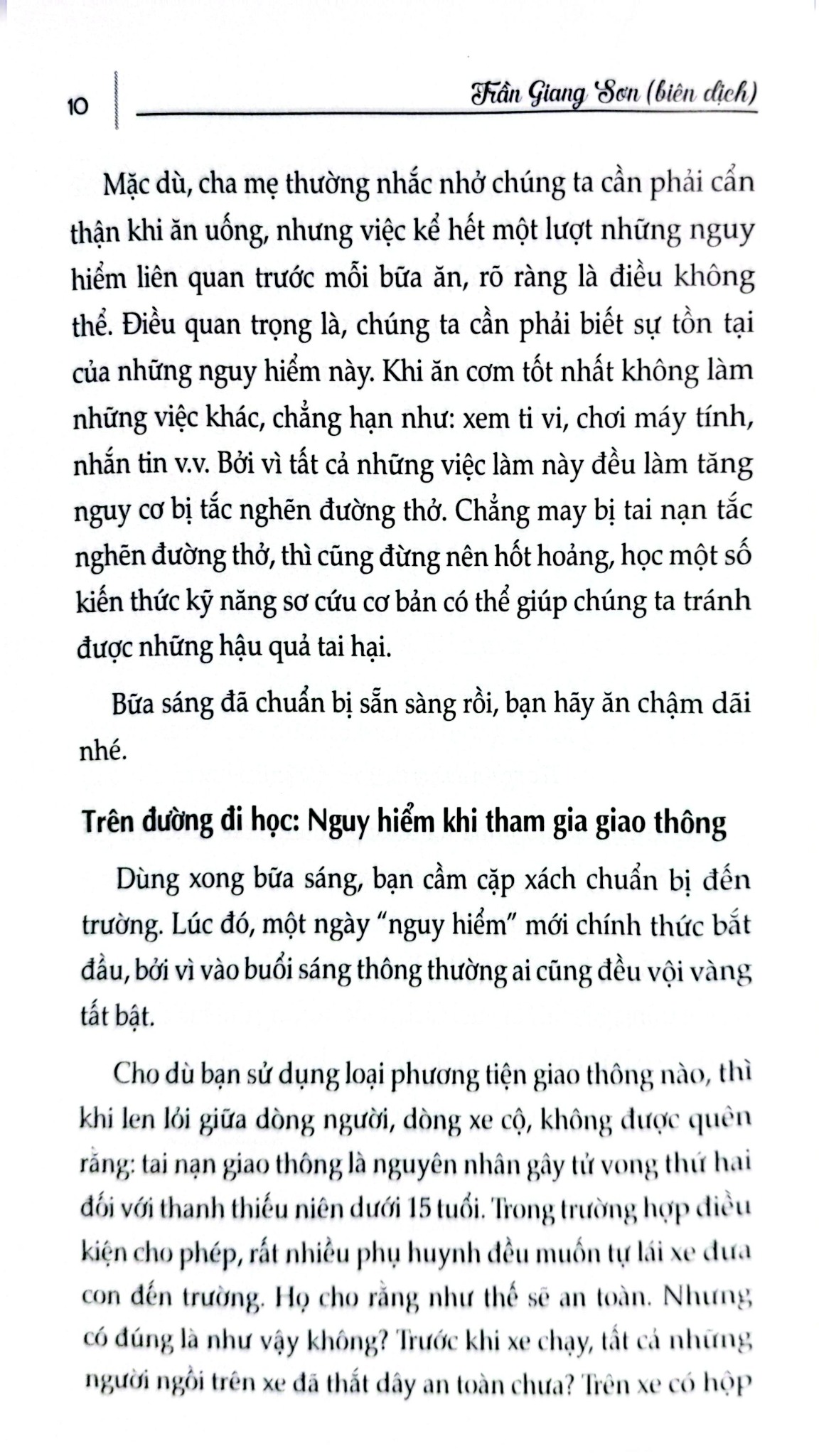 Tự Cứu Khi Gặp Nguy Hiểm - Nhiều Tác Giả