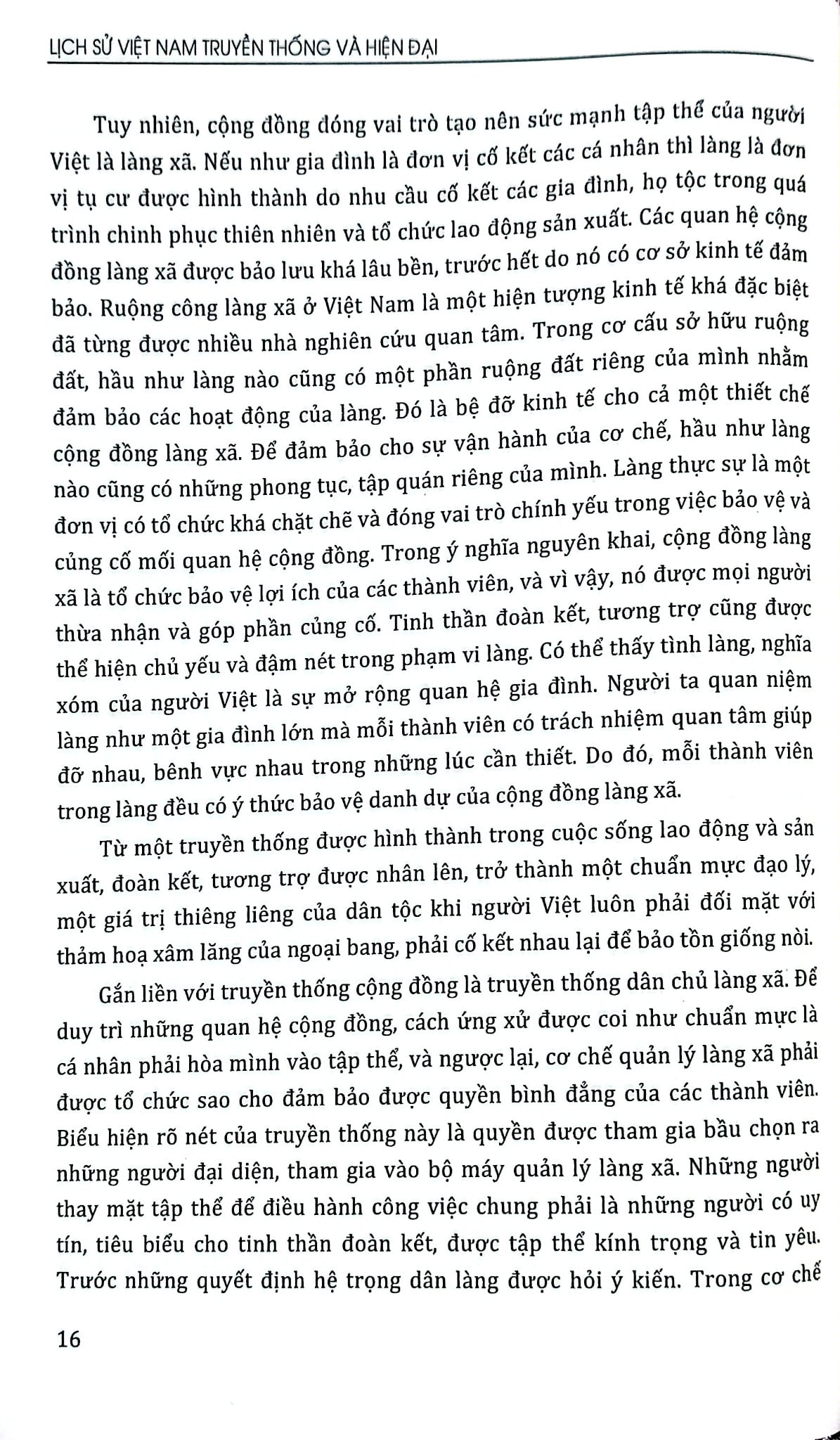 Combo 2 Cuốn Lịch Sử Phát Triển Nhân Loại + Lịch Sử Việt Nam - Truyền Thống Và Hiện Đại
