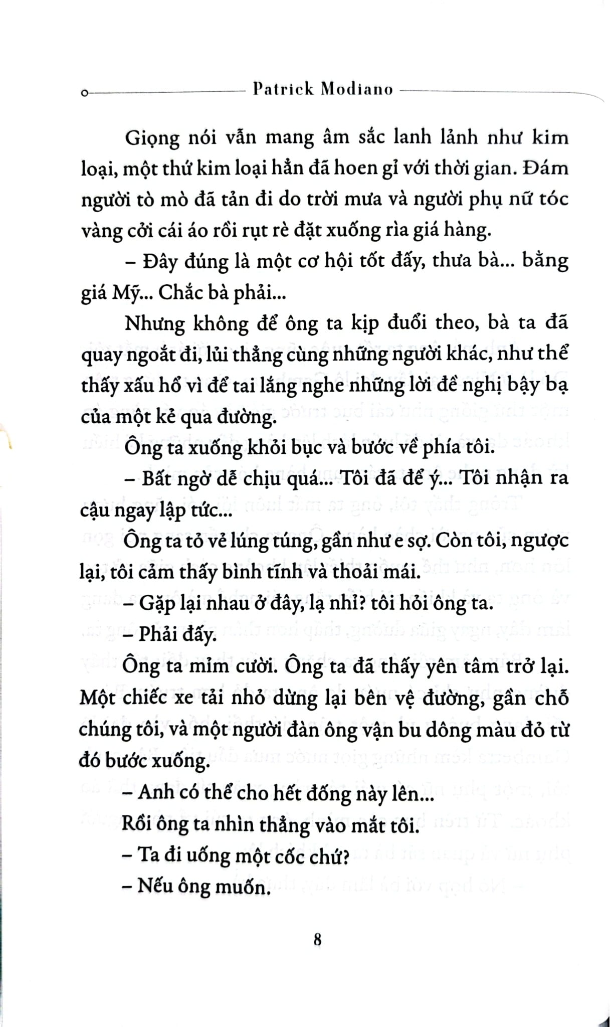 Những Chủ Nhật Tháng Tám - Patrick Modiano