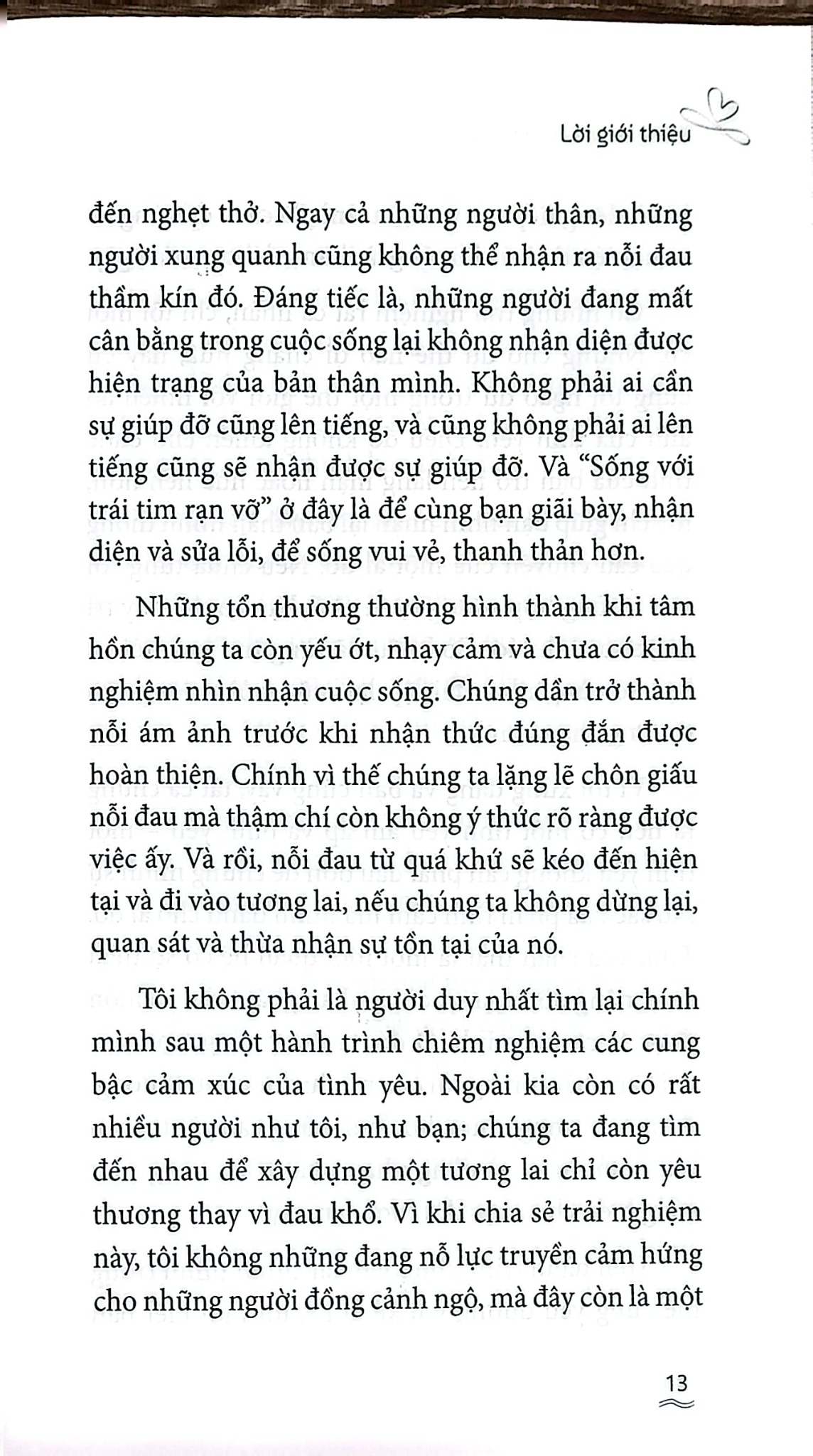 Sống Với Trái Tim Rạn Vỡ (Thoát Khỏi Cái Bóng Ái Kỷ Và Ái Kỷ Ngược) - Hồ Ngọc Mai Hương
