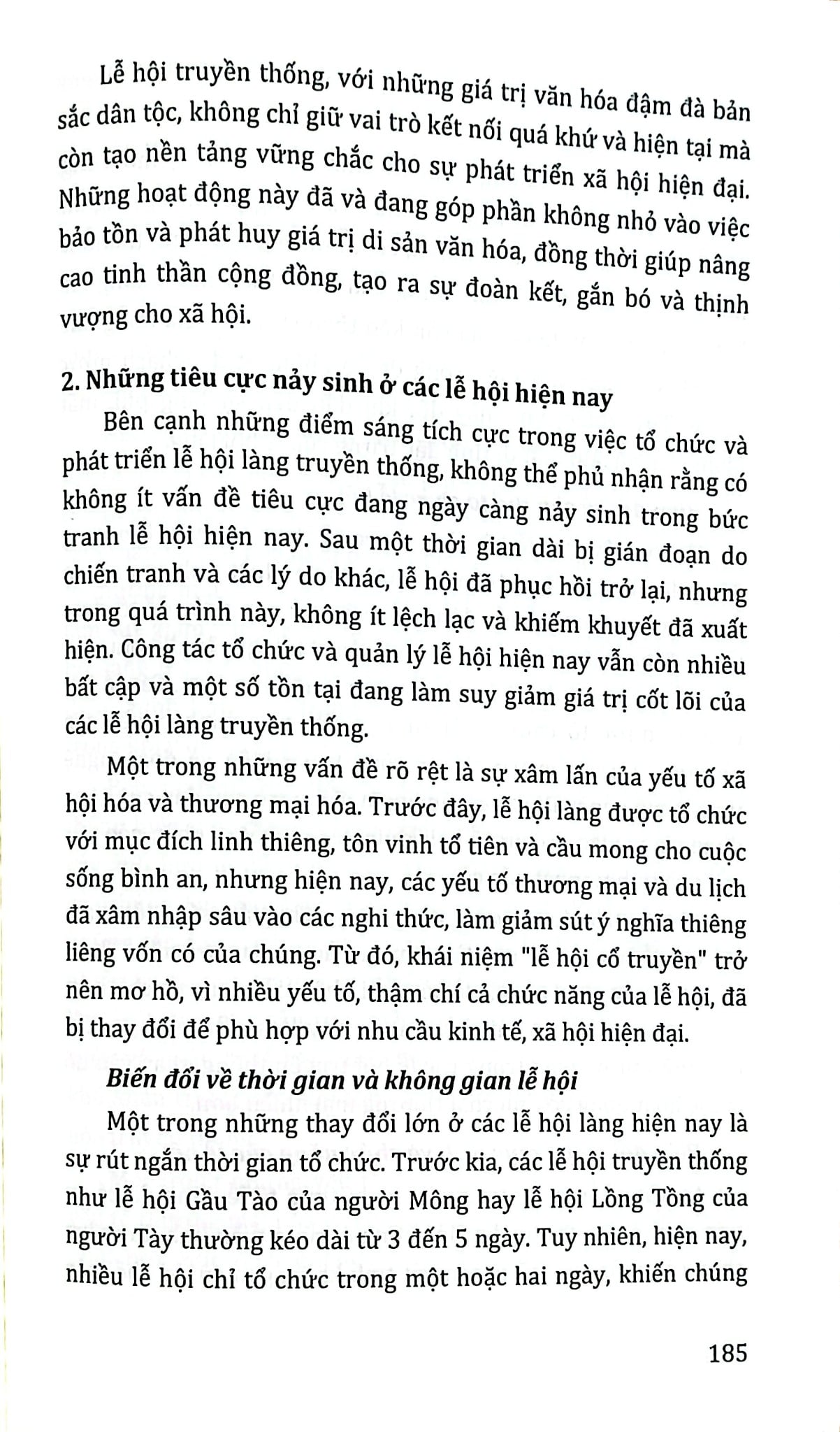 Combo 5 Cuốn Tủ Sách Văn Hóa Việt Nam ( Diễn Xướng Dân Gian + Lễ Hội Dân Gian + Phong Tục Lễ Nghi + Tín Ngưỡng Dân Gian + Trò Chơi Dân Gian )