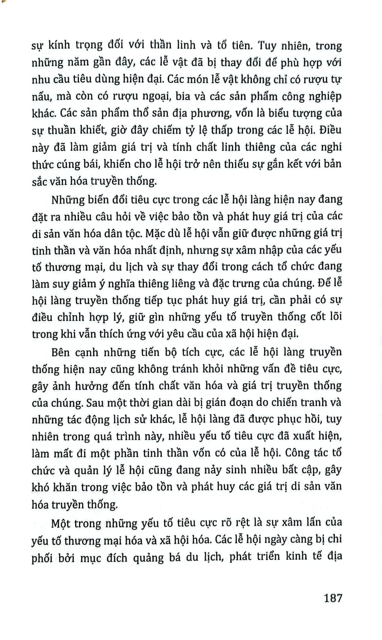 Tủ Sách Văn Hóa Việt Nam - Lễ Hội Dân Gian - Vũ Thúy Hà