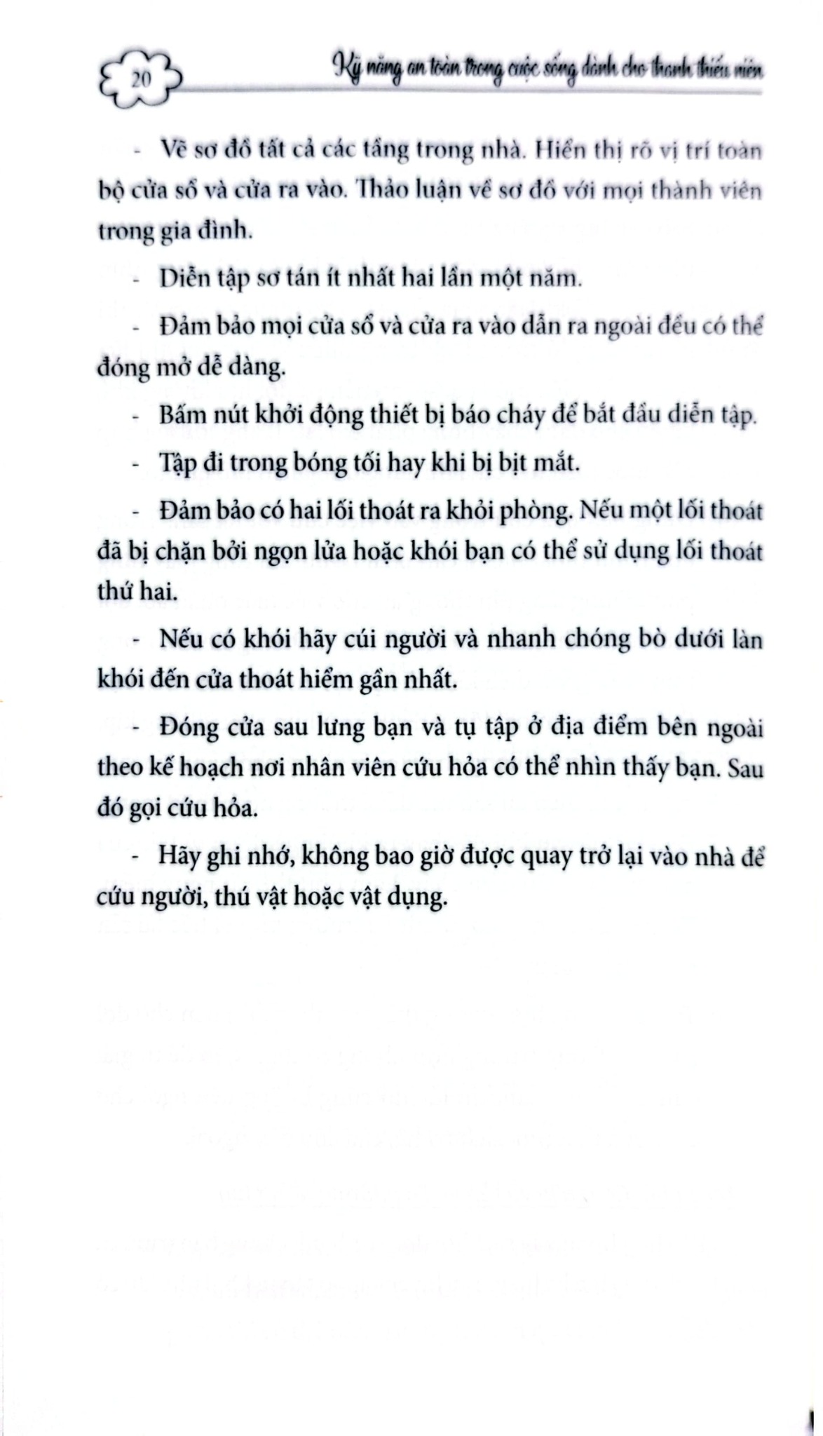 An Toàn Trong Ăn Uống Và Sơ Cấp Cứu - Trần Giang Sơn