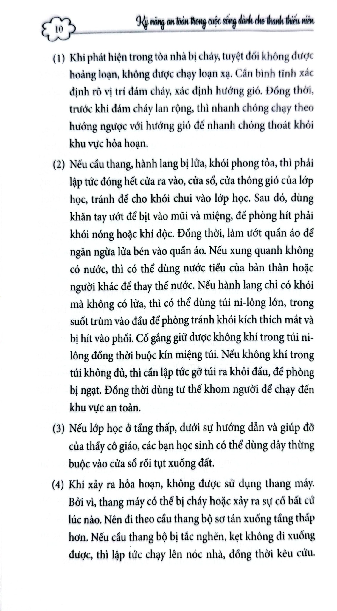 An Toàn Trong Ăn Uống Và Sơ Cấp Cứu - Trần Giang Sơn