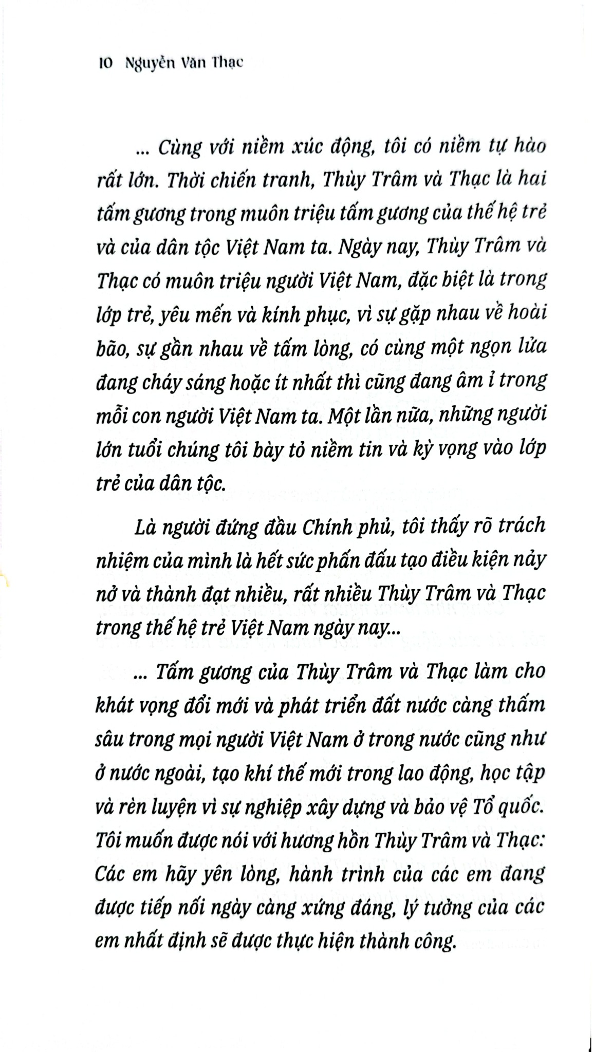 Tủ Sách Thanh Niên - Mãi Mãi Tuổi Hai Mươi - Nhật Ký Thời Chiến Việt Na - 
Nguyễn Văn Thạc