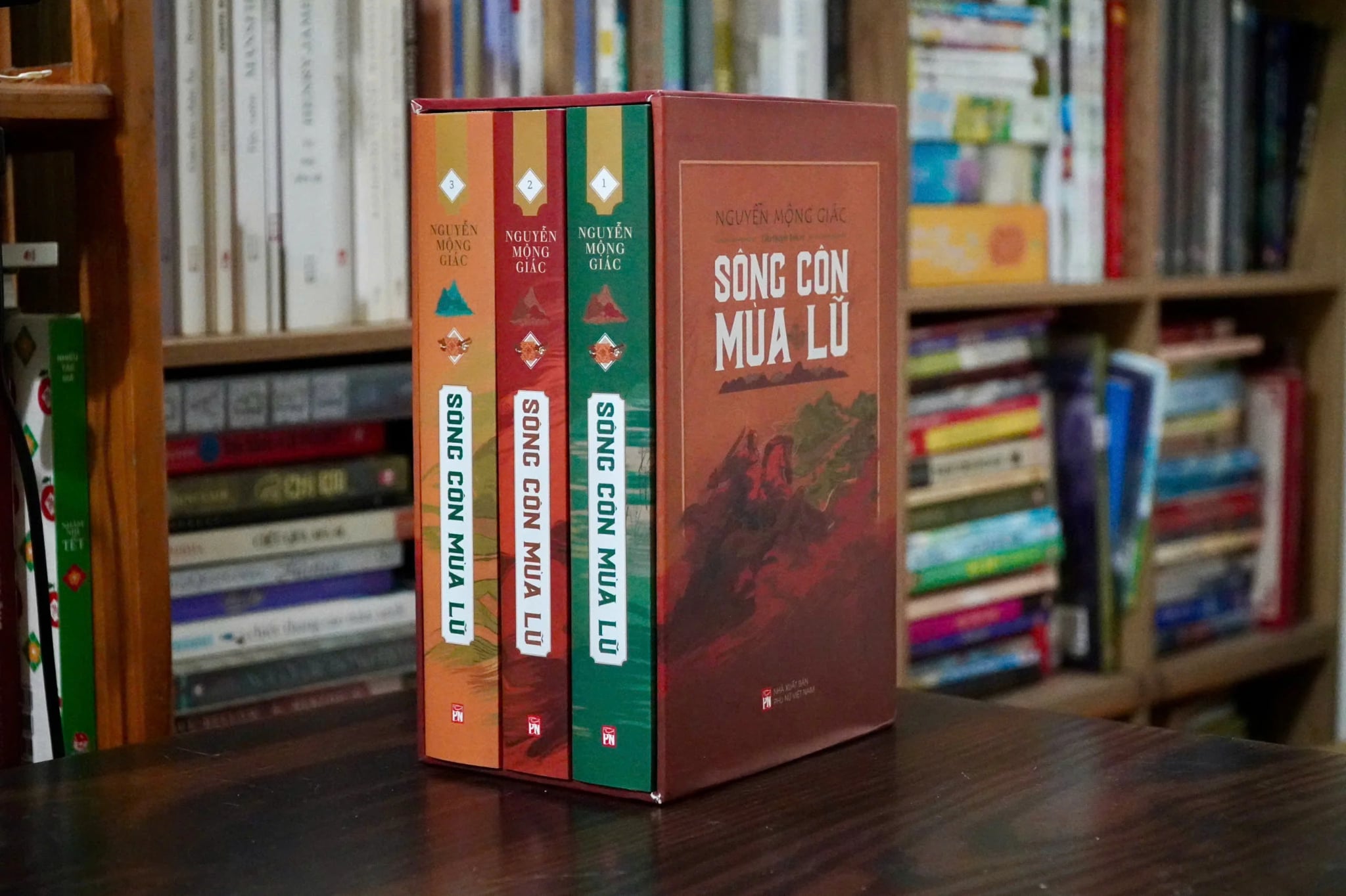 Boxset Sông Côn Mùa Lũ (Hộp 3 Tập) - Nguyễn Mộng Giác