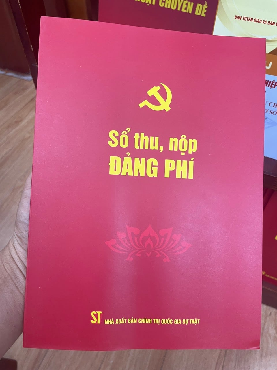 Sổ Thu, Nộp Đảng Phí - NXB Chính Trị Quốc Gia