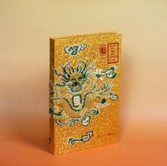 Kim Vân Kiều Tân Truyện - Ấn Bản Đặc Biệt 40 (Ấn Bản Họa Tiết Rồng Thêu Nổi Từ Làng Nghề Đông Cứu)