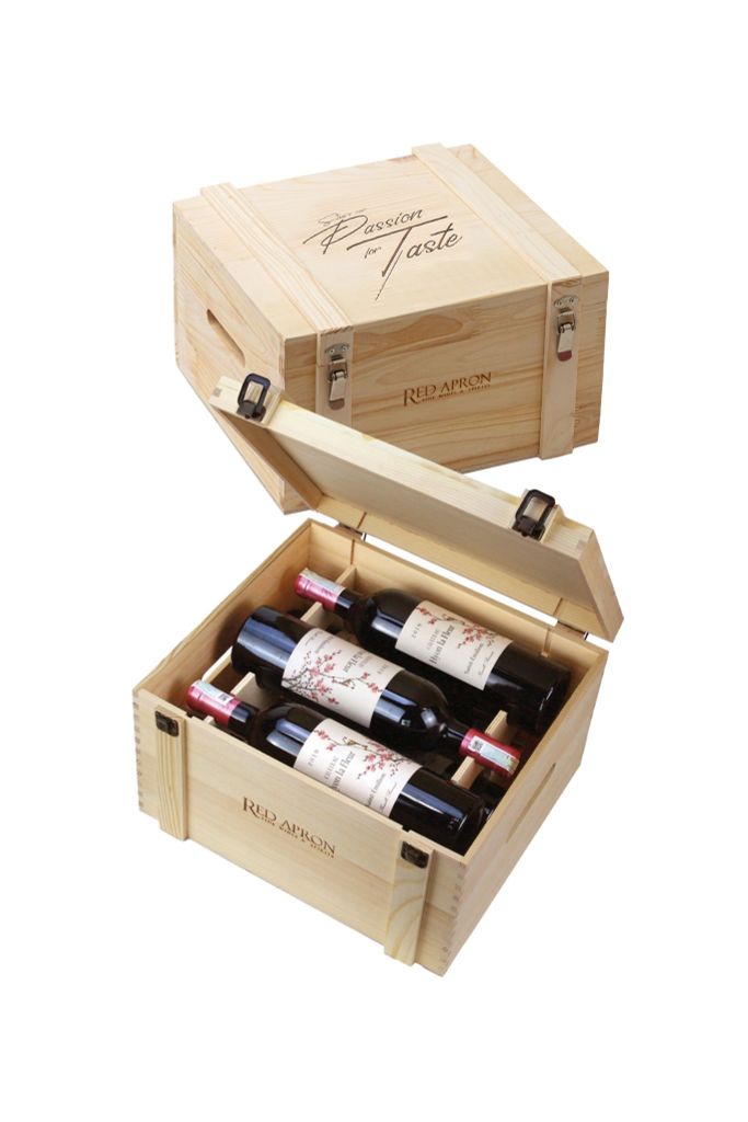 Red Apron Wooden Box (Chỉ bán kèm rượu)