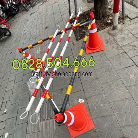 Thanh chắn phân làn giao thông