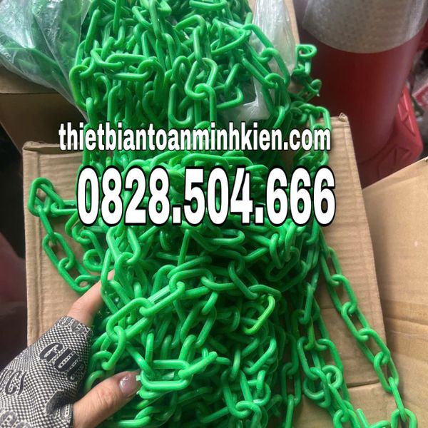 day-xich-nhua-mau-xanh