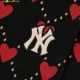  Áo Sweat MLB Heart-patterned oversized man-to-man NY (Black) 3AMTH0124-50BKS 