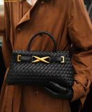  Túi Đeo Vai JW Pei LElora Woven Tote Bag - Black 