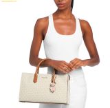  Túi xách Michael Kors Scarlett Medium Satchel Vanila 