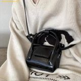  Túi Đeo Chéo Find Kapoor Marty Bag 12 Crinkled - Black 