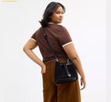  Túi Bucket Coach Roan Bucket Bag with Cherry Charm Black CCZ89 