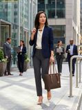  Túi Tote Michael Kors Quinn Medium Signature Logo and Leather Tote Bag Brown 30T5GQNT2B 