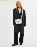  Túi Đeo Chéo Coach Amelia Saddle Bag Trắng 