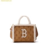  Túi Tote Vuông MLB Monogram Mustang Tote Bag Boston Red Sox Camel 3AORS1036-43CAS 