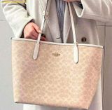  Túi Tote Coach City Tote Bag In Signature Canvas CV976 Trắng Logo 