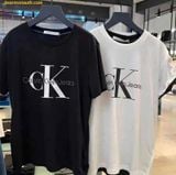 Áo Thun Calvin Klein Jeans Monogram Logo T-Shirt Màu Trắng / Đen (Chữ Thêu) 