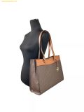  Túi Tote Michael Kors Jet Set Travel Large Leather Pocket Tote Bag 