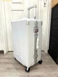  Vali Kéo FILA Ribbed Hard Shell Luggage 24 Inch Trắng 