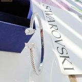  Vòng Tay Swarovski Mesmera cuff Mixed cuts, White, Rhodium plated 5572667 