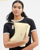  Túi đeo vai Coach Laurel Shoulder Bag 