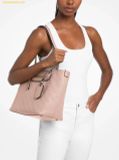  Túi Xách Michael Kors Jet Set Travel Medium Logo Embossed Leather Tote Bag Light Pink 30S6GTVT6B 