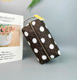  Túi Cầm Tay Michael Kors MK Jet Set Polka Dot Signature Logo Travel Kit Nâu Logo 