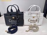  Túi Tote Vuông Coach Cargo Tote Bag 20 Black CAO26 