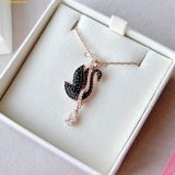  Dây Chuyền, Vòng Cổ Swarovski Iconic Swan Pendant Swan, Small, Black, Rose Gold-Tone Plated 5678045 