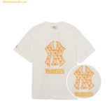  Áo Phông MLB Cube Clipping Monogram Overfit Short Sleeve T-Shirt NY (Cream) 3ATSM0333-50CRS 