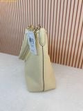  Túi đeo vai Coach Laurel Shoulder Bag 