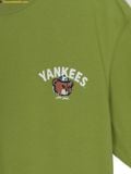  Áo Phông MLB New York Yankees Oversized Short Sleeve T-shirt with Mega Bear Back Graphic Olive 3ATSE0263-50OLS 