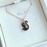  Dây Chuyền, Vòng Cổ Swarovski Swan pendant Swan, Small, Black, 18k rose gold finish 5678046 