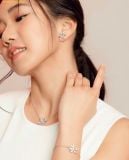  Dây Chuyền Swarovski Volta Necklace Bow, Small, White, Rhodium Plating 5647583 
