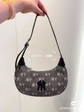  Túi Đeo Vai MLB Classic Monogram Vintage Denim Hobo Bag New York Yankees – Đen 3ABQMV55N-50CGS 