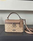  Túi Đeo Chéo Coach Cosmetic Case In Signature Canvas Sand CW728 