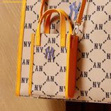  Túi Đeo Chéo MLB Monogram Phone Pouch New York Yankees Beige 3ACRH012N-50BGS 