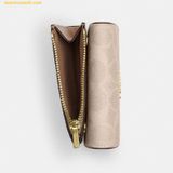  Ví Gập Coach Card Holder Wallet In Blocked Signature Canvas Sand CZ446 