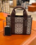  Túi Tote Coach Smith Tote Bag 24 In Signature Jacquard Nâu Logo CAR78 