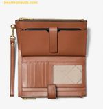  Ví Dài Michael Kors Jet Set Travel smartphone wallet with our exclusive logo 35F8GTVW0B Nâu Logo 