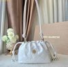  Túi Đeo Chéo Tory Burch Willa Quilted Smooth Leather E/W Drawstring Bag White 166183 